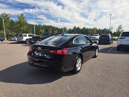 2023 Chevrolet Malibu 1LS