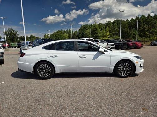 2023 Hyundai SONATA Hybrid Limited