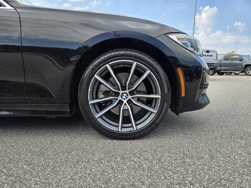 2020 BMW 330 i
