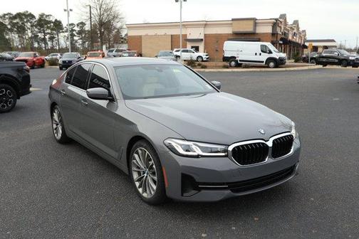 2021 BMW 530 i
