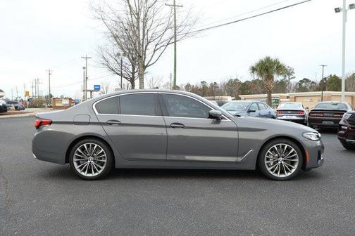 2021 BMW 530 i