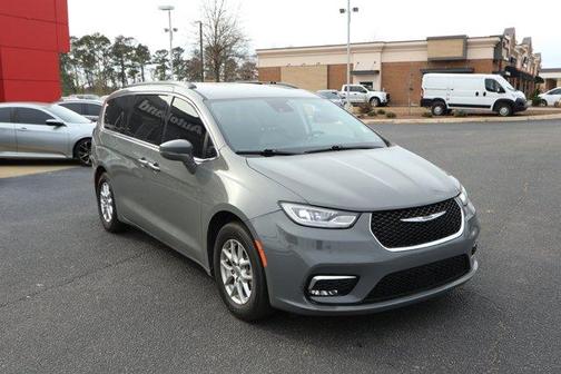 2022 Chrysler Pacifica Touring-L