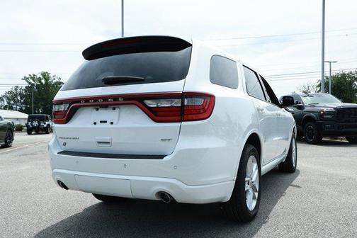 White Knuckle Clearcoat 2023 Dodge Durango GT