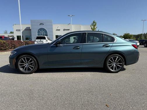 2021 BMW 330 i xDrive