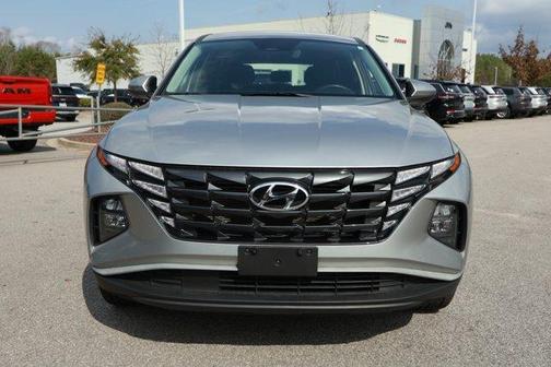 2024 Hyundai TUCSON SE