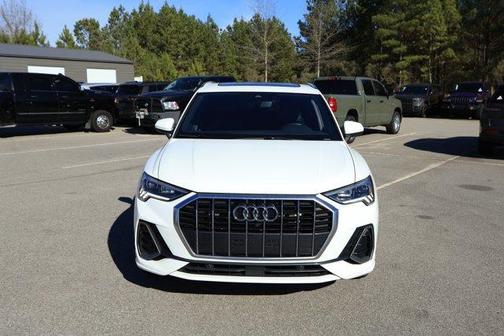 2024 Audi Q3 45 S line Premium