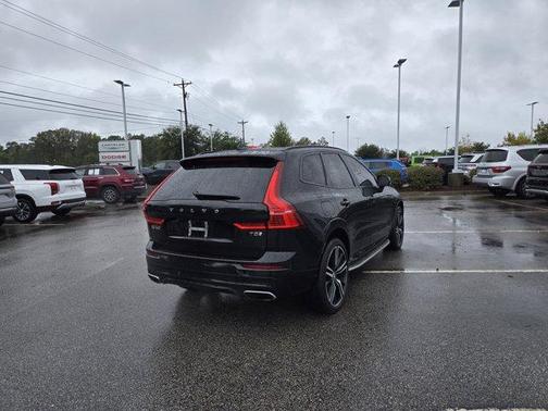 2020 Volvo XC60 T5 R-Design