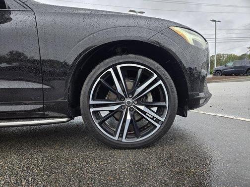 2020 Volvo XC60 T5 R-Design