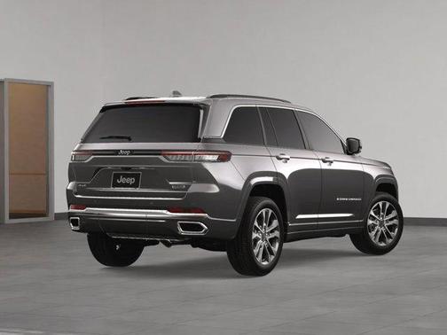 2025 Jeep Grand Cherokee Overland