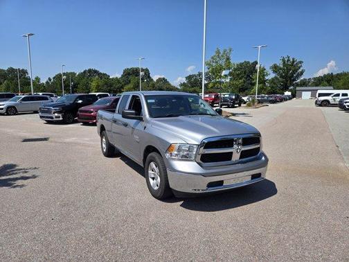 2024 RAM 1500 Classic SLT