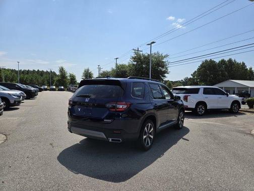 2025 Honda Pilot Touring