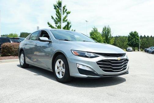 Sterling Gray Metallic 2024 Chevrolet Malibu LT