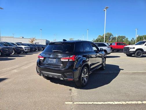2024 Mitsubishi Outlander Sport SE