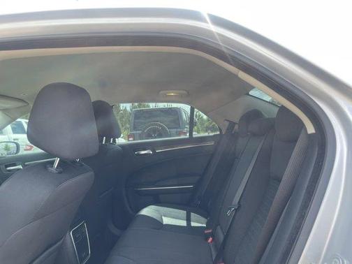 2021 Chrysler 300 Touring