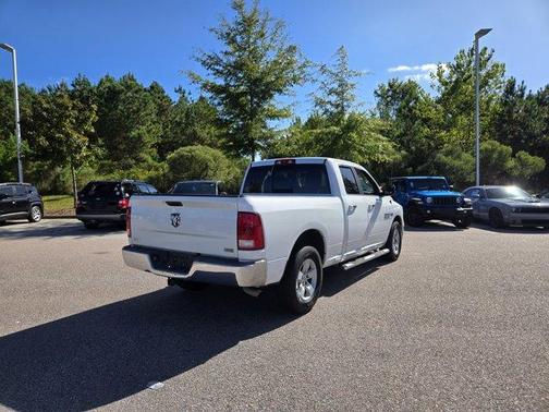 2016 RAM 1500 SLT