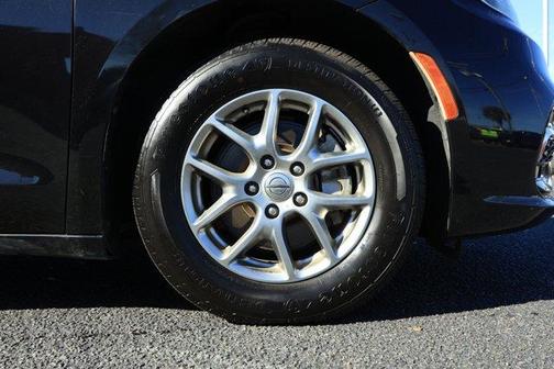 2021 Chrysler Pacifica Touring