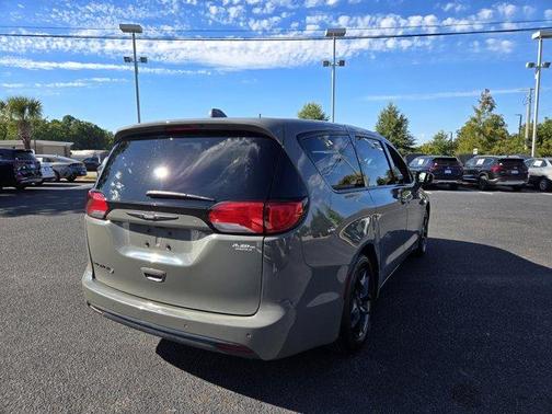 2020 Chrysler Pacifica Touring