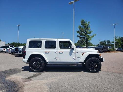 2021 Jeep Wrangler Unlimited Sahara Altitude