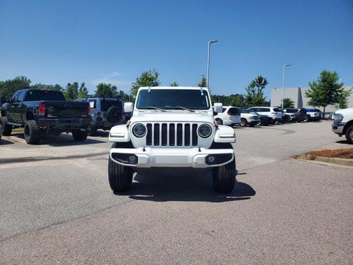 2021 Jeep Wrangler Unlimited Sahara Altitude
