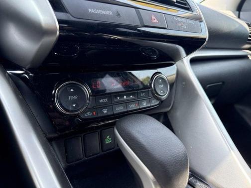 2023 Mitsubishi Eclipse Cross SE
