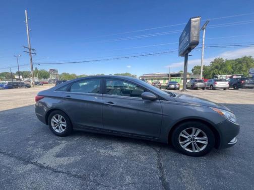 Harbor Gray Metallic 2012 Hyundai SONATA GLS