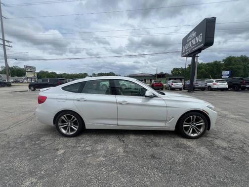 Alpine White 2018 BMW 330 Gran Turismo i xDrive