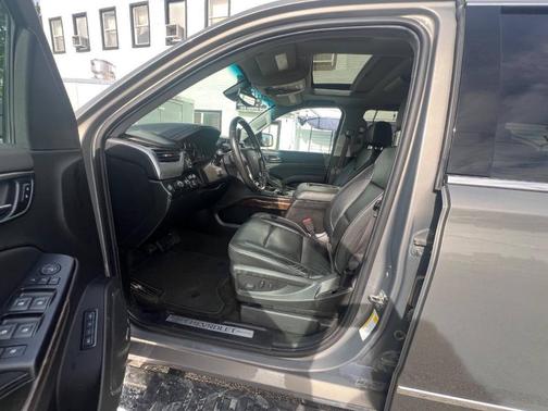 Pepperdust Metallic 2018 Chevrolet Tahoe LT