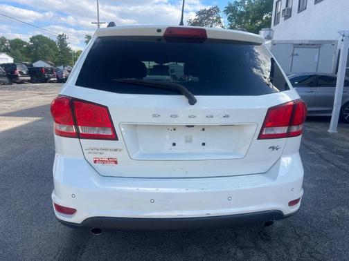 White 2015 Dodge Journey R/T