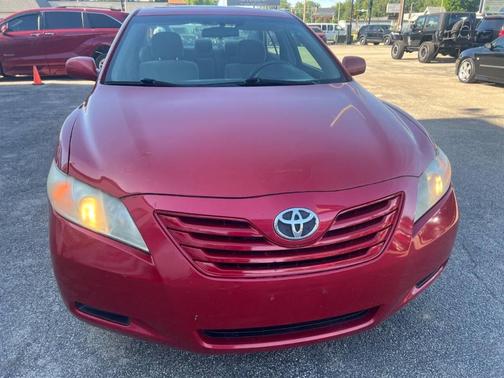Red 2009 Toyota Camry LE