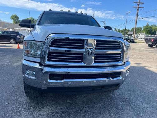 Bright White Clearcoat 2017 RAM 2500 Big Horn