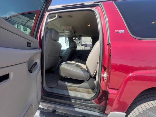 Sport Red Metallic 2005 Chevrolet Suburban 1500 Z71
