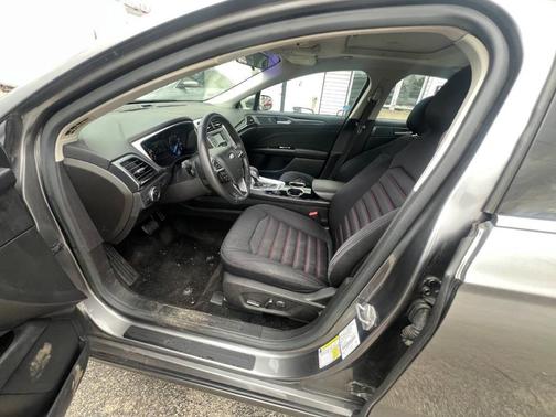 Sterling Gray Metallic 2014 Ford Fusion SE