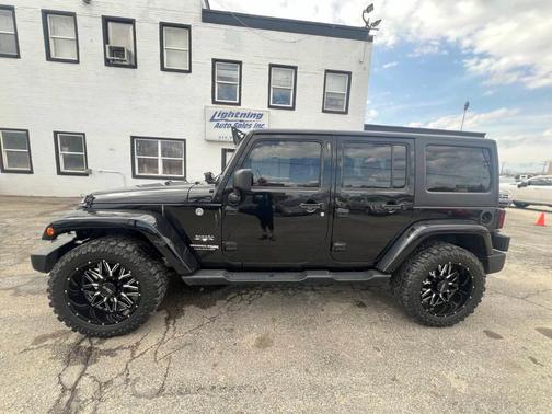 Black Clearcoat 2018 Jeep Wrangler JK Unlimited Sahara