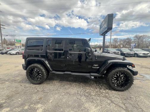Black Clearcoat 2018 Jeep Wrangler JK Unlimited Sahara