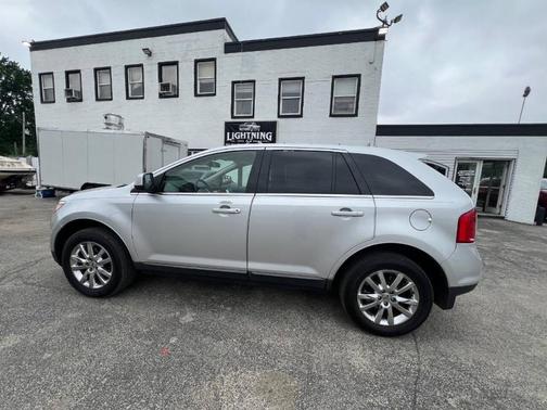 Ingot Silver Metallic 2011 Ford Edge Limited