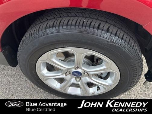 RUBY RED MET TNTD CLEARCOAT 2019 Ford EcoSport SE