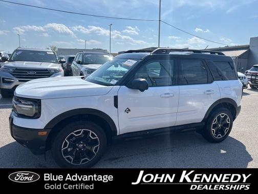 OXFORD WHITE 2025 Ford Bronco Sport OUTER BANKS