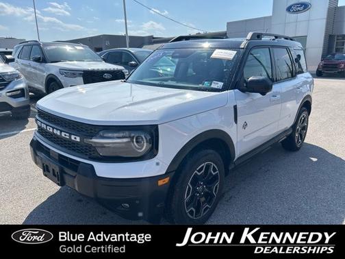 OXFORD WHITE 2025 Ford Bronco Sport OUTER BANKS