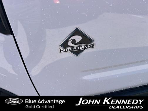 OXFORD WHITE 2025 Ford Bronco Sport OUTER BANKS