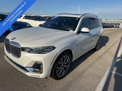 Mineral White Metallic 2022 BMW X7 XDRIVE40I