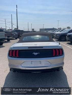 2022 Ford Mustang ECOBOOST PREMIUM