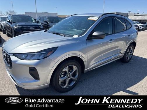 ICONIC SILVER METALLIC 2024 Ford Escape ST-LINE