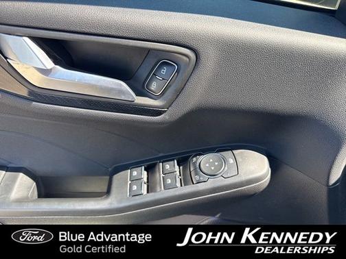 ICONIC SILVER METALLIC 2024 Ford Escape ST-LINE