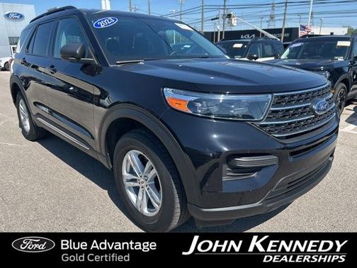 AGATE BLACK METALLIC 2023 Ford Explorer XLT
