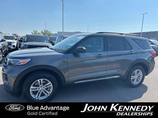 CARBONIZED GRAY METALLIC 2023 Ford Explorer XLT