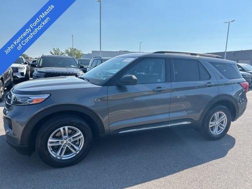 CARBONIZED GRAY METALLIC 2023 Ford Explorer XLT
