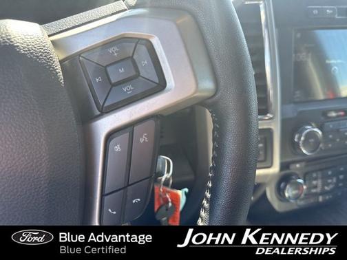 RACE RED 2018 Ford F-250 LARIAT