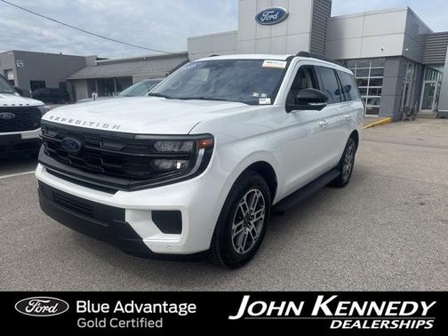 STAR WHITE MET TRI-COAT 2025 Ford Expedition ACTIVE