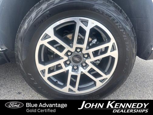STAR WHITE MET TRI-COAT 2025 Ford Expedition ACTIVE