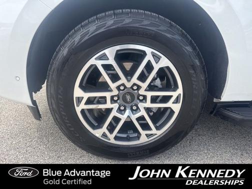 STAR WHITE MET TRI-COAT 2025 Ford Expedition ACTIVE
